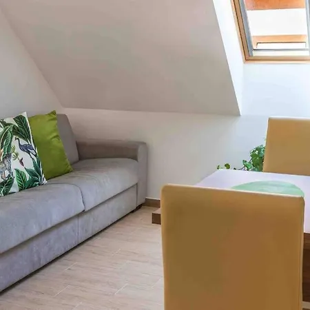 Veszprem, Modern Center Flat Apartamento Veszprém