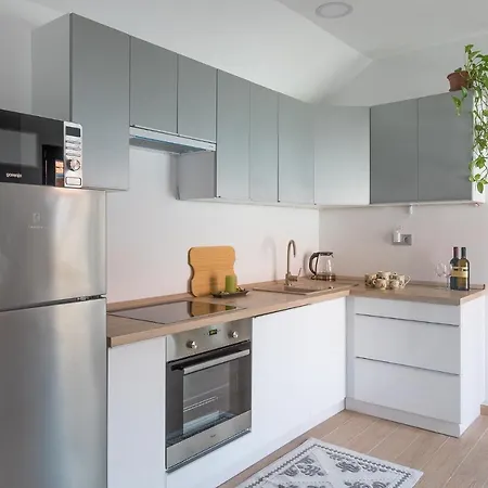 Apartament Veszprem, Modern Center Flat