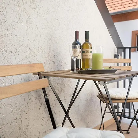 Veszprem, Modern Center Flat Apartamento *